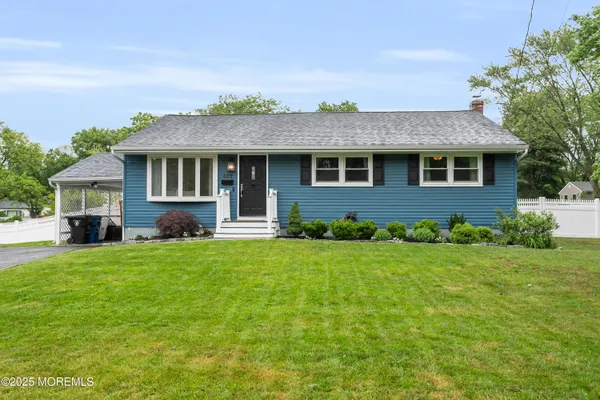 $639,000 | 469 E Road, Belford, NJ 07718