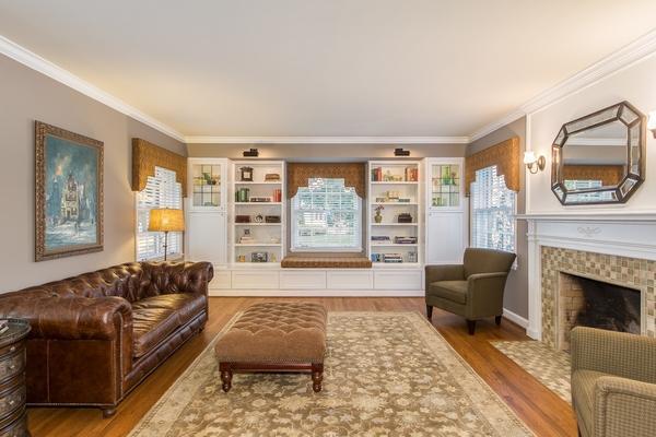 1885 Suffolk Road Columbus, OH 43221 - Photo 14 of 32