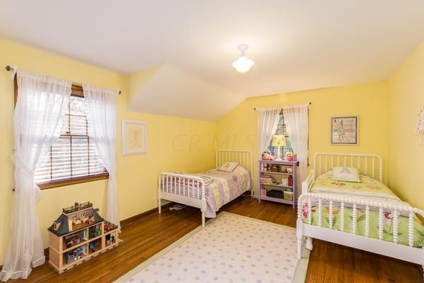 1885 Suffolk Road Columbus, OH 43221 - Photo 20 of 32