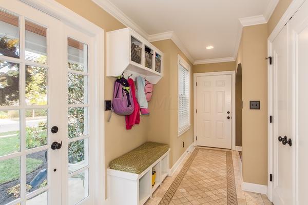 1885 Suffolk Road Columbus, OH 43221 - Photo 24 of 32