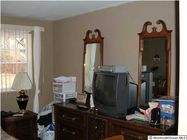 12 Stonybrook Road Whiting, NJ 08759 - Photo 23 of 25
