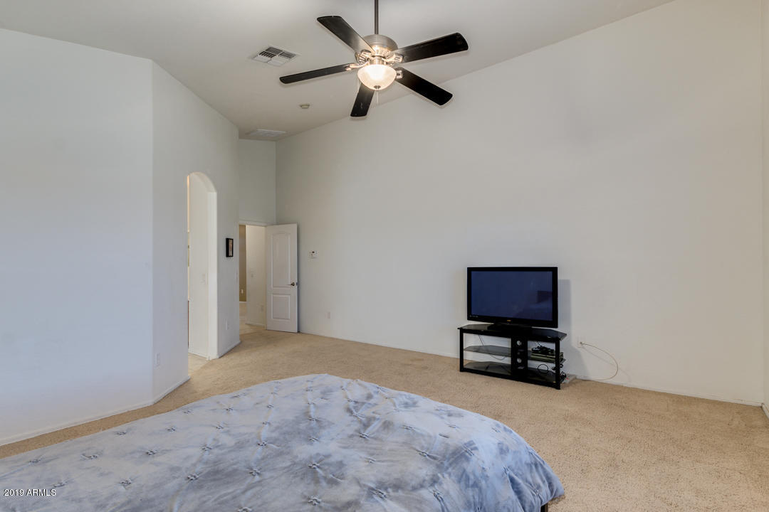 24705 Oxen Road Florence, AZ 85132 - Photo 16 of 27 Master Bedroom