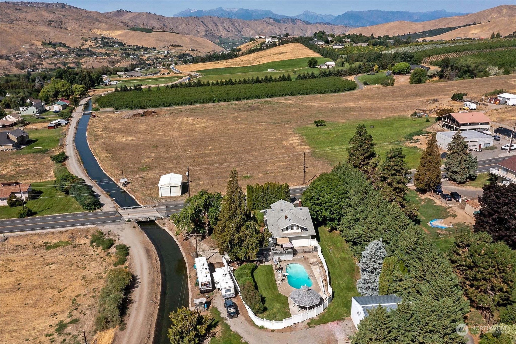 3327 Crestview Road Wenatchee, WA 98801 - Photo 6 of 39 an aerial view of a house with a lake view