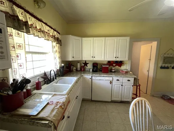 $159,900 | 918 Main Street, Keyesport, IL 62253