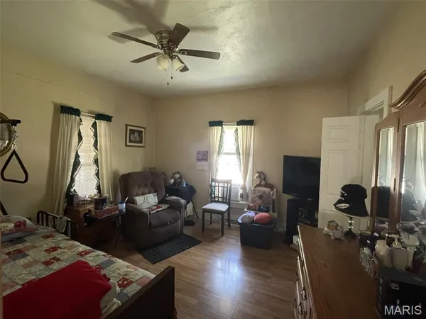 $159,900 | 918 Main Street, Keyesport, IL 62253