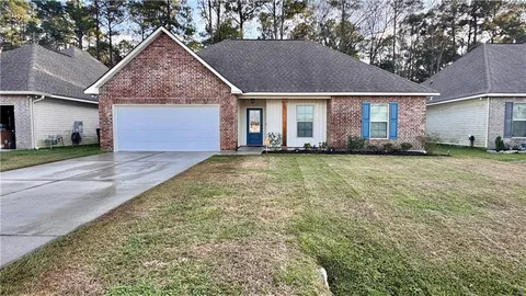 $259,000 | 42086 Dothan Place, Ponchatoula, LA 70454