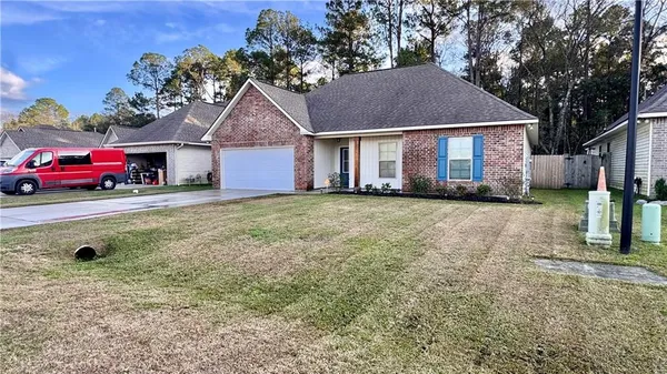 $237,500 | 42086 Dothan Place, Ponchatoula, LA 70454