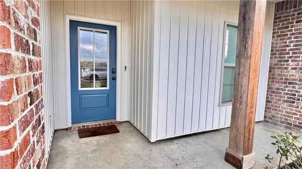 $237,500 | 42086 Dothan Place, Ponchatoula, LA 70454