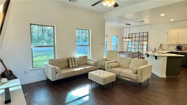 $237,500 | 42086 Dothan Place, Ponchatoula, LA 70454