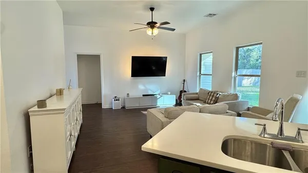 $237,500 | 42086 Dothan Place, Ponchatoula, LA 70454