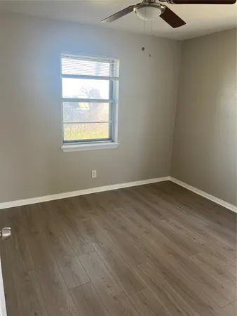 $1,600 | 402 Thompson Drive, Bay City, TX 77414