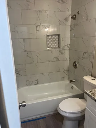 $1,560 | 402 Thompson Drive, Bay City, TX 77414