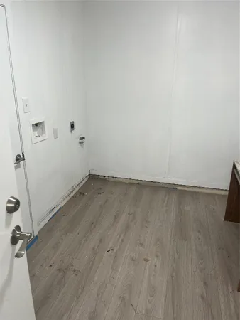 $1,625 | 402 Thompson Drive, Bay City, TX 77414