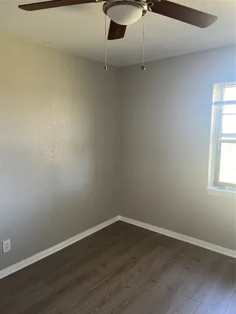 $1,625 | 402 Thompson Drive, Bay City, TX 77414