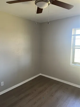 $1,665 | 402 Thompson Drive, Bay City, TX 77414