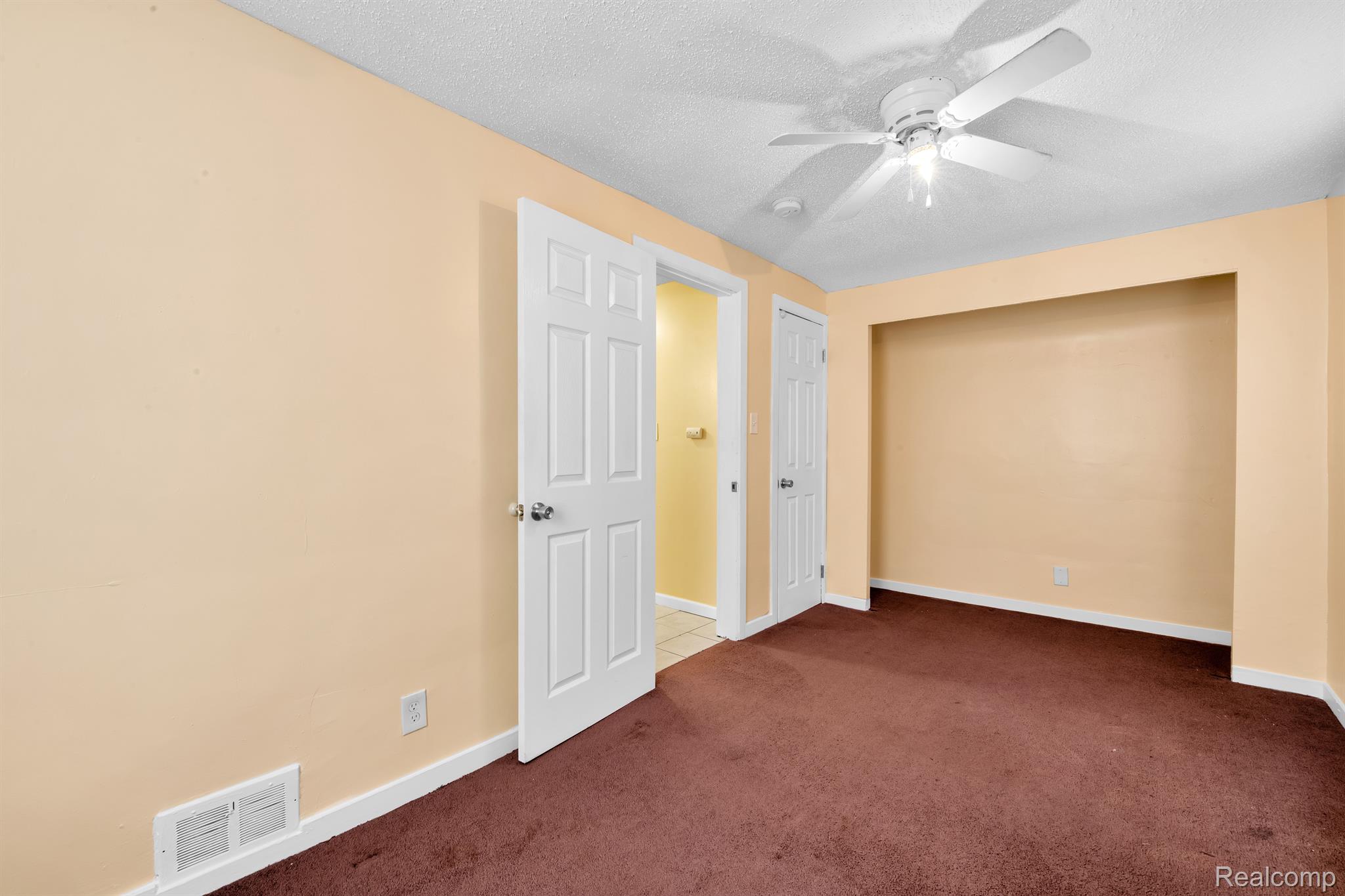 15500 Spring Garden Street Detroit, MI 48205 - Photo 11 of 20 Gallery Image 11