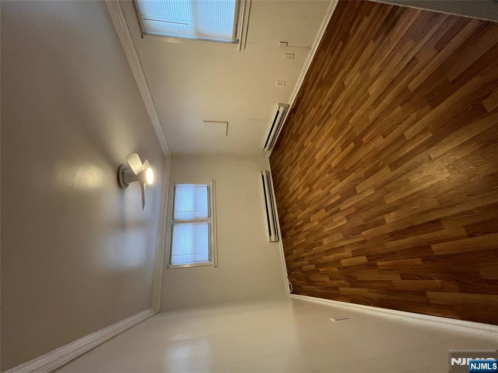 298 Main Avenue, Unit 5 Wallington, NJ 07057 - Photo 3 of 8