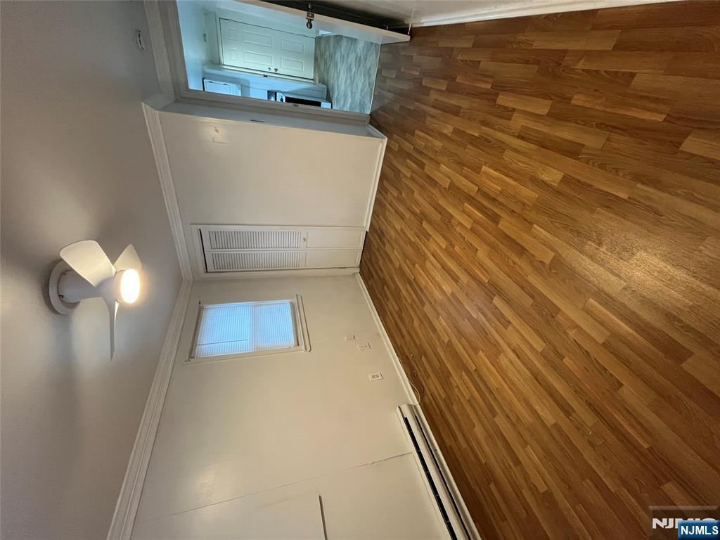 298 Main Avenue, Unit 5 Wallington, NJ 07057 - Photo 4 of 8