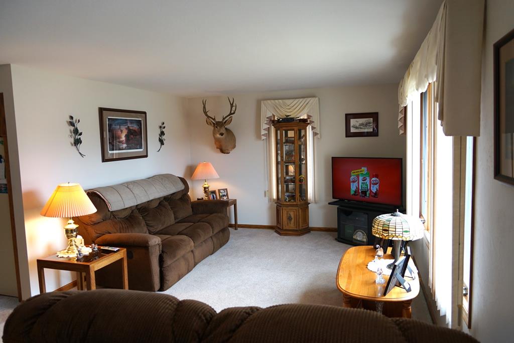 413-417 North Park Road Algoma, WI 54201 - Photo 3 of 20 Gallery Image 3