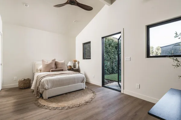 $2,950 | 1911 Mountain Avenue, Santa Barbara, CA 93101