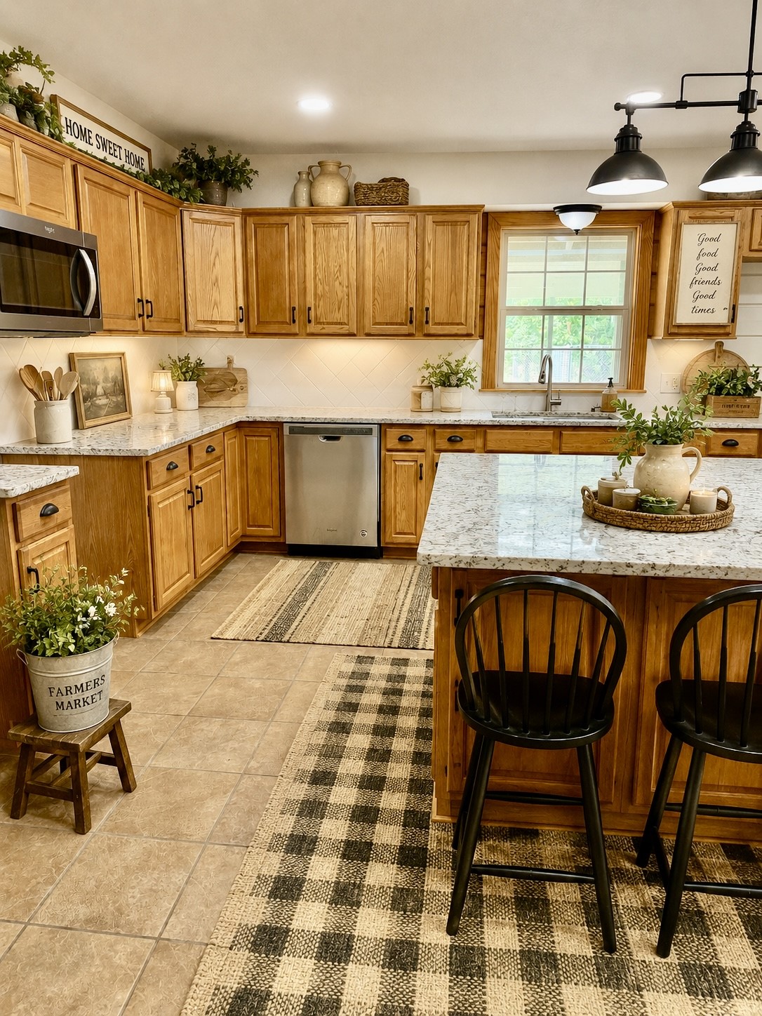 335 Walding Road Livingston, TX 77351 - Photo 5 of 19 Large Eat in Kitchen with granite