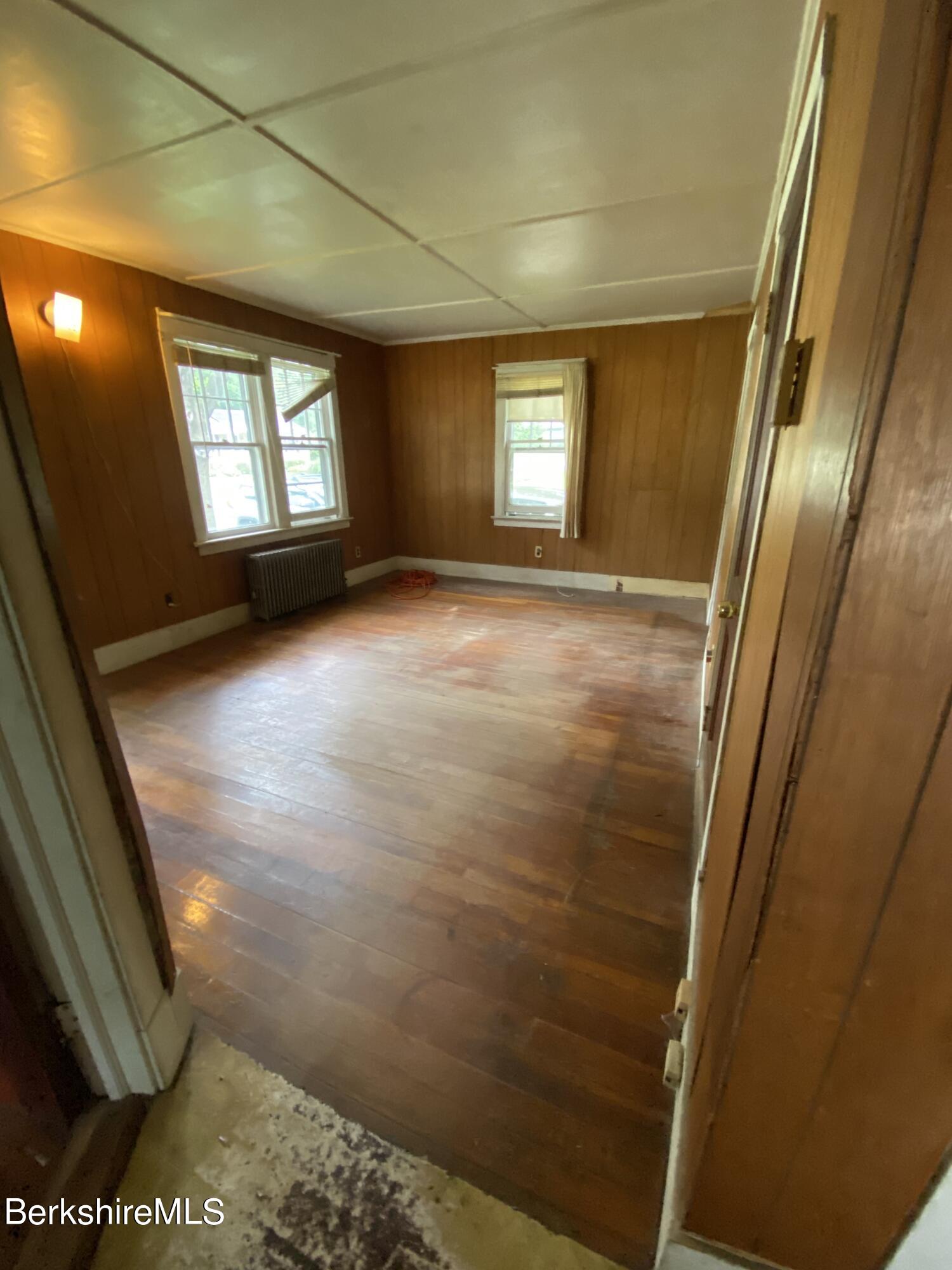 237 Sand Springs Road Williamstown, MA 01267 - Photo 5 of 21 Living Room