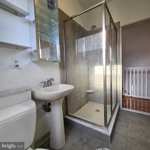 $1,350 | 316 Winona Street, Unit 1, Philadelphia, PA 19144