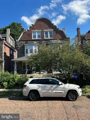 $1,350 | 316 Winona Street, Unit 1, Philadelphia, PA 19144