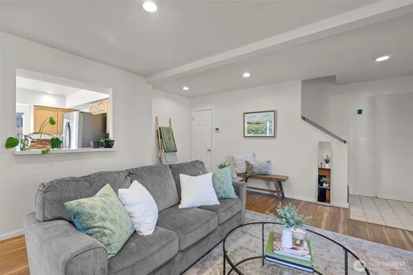 $599,950 | 1721 McDougall Avenue, Everett, WA 98201
