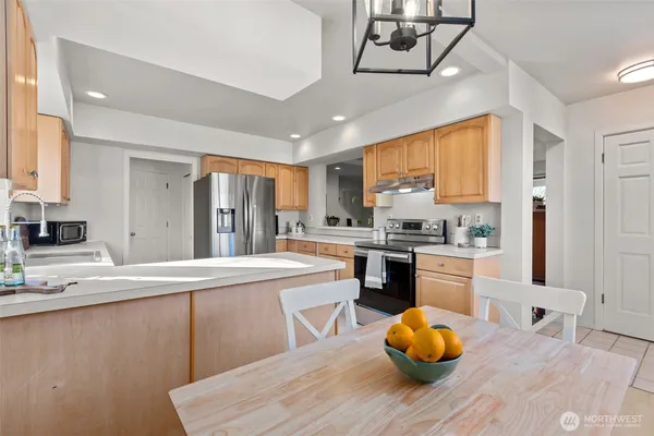 $599,950 | 1721 McDougall Avenue, Everett, WA 98201