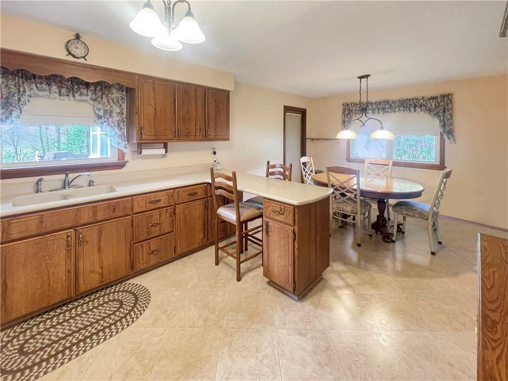 172 Ridgevue Road New Brighton, PA 15066 - Photo 6 of 25 Gallery Image 6