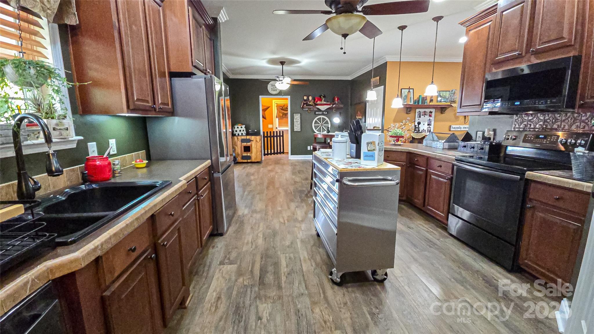 5562 Jenkins Road Morganton, NC 28655 - Photo 8 of 41 Gallery Image 8