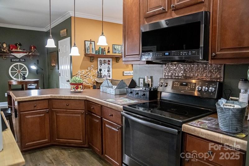 5562 Jenkins Road Morganton, NC 28655 - Photo 10 of 41 Gallery Image 10