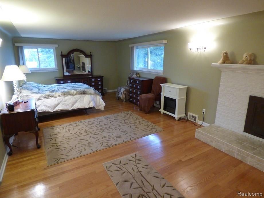 2194 Wayward Drive Rochester, MI 48309 - Photo 24 of 57 P1200193.jpg