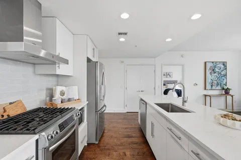 $749,000 | 300 Bowie Street, Unit 1101, Austin, TX 78703