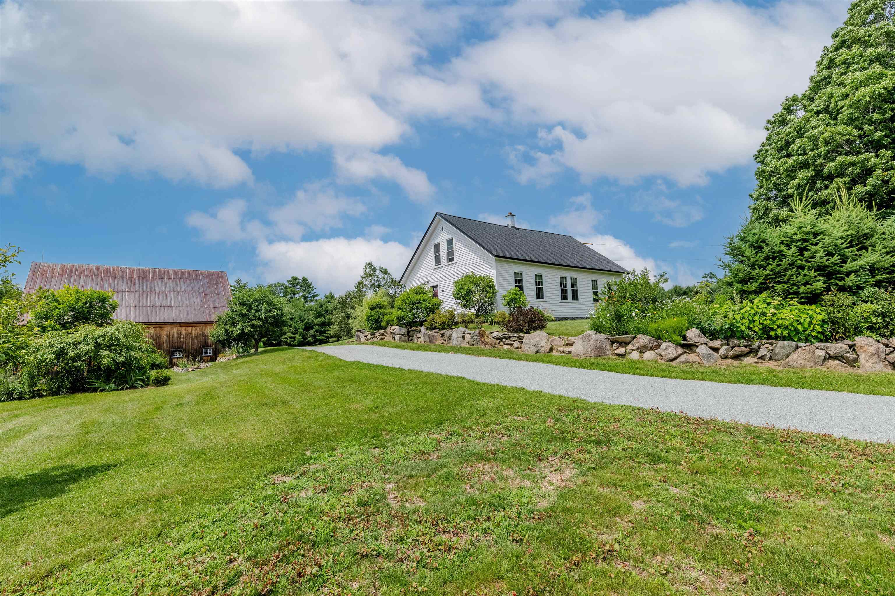 87 Porter Road Bath, NH 03740 - Photo 2 of 60