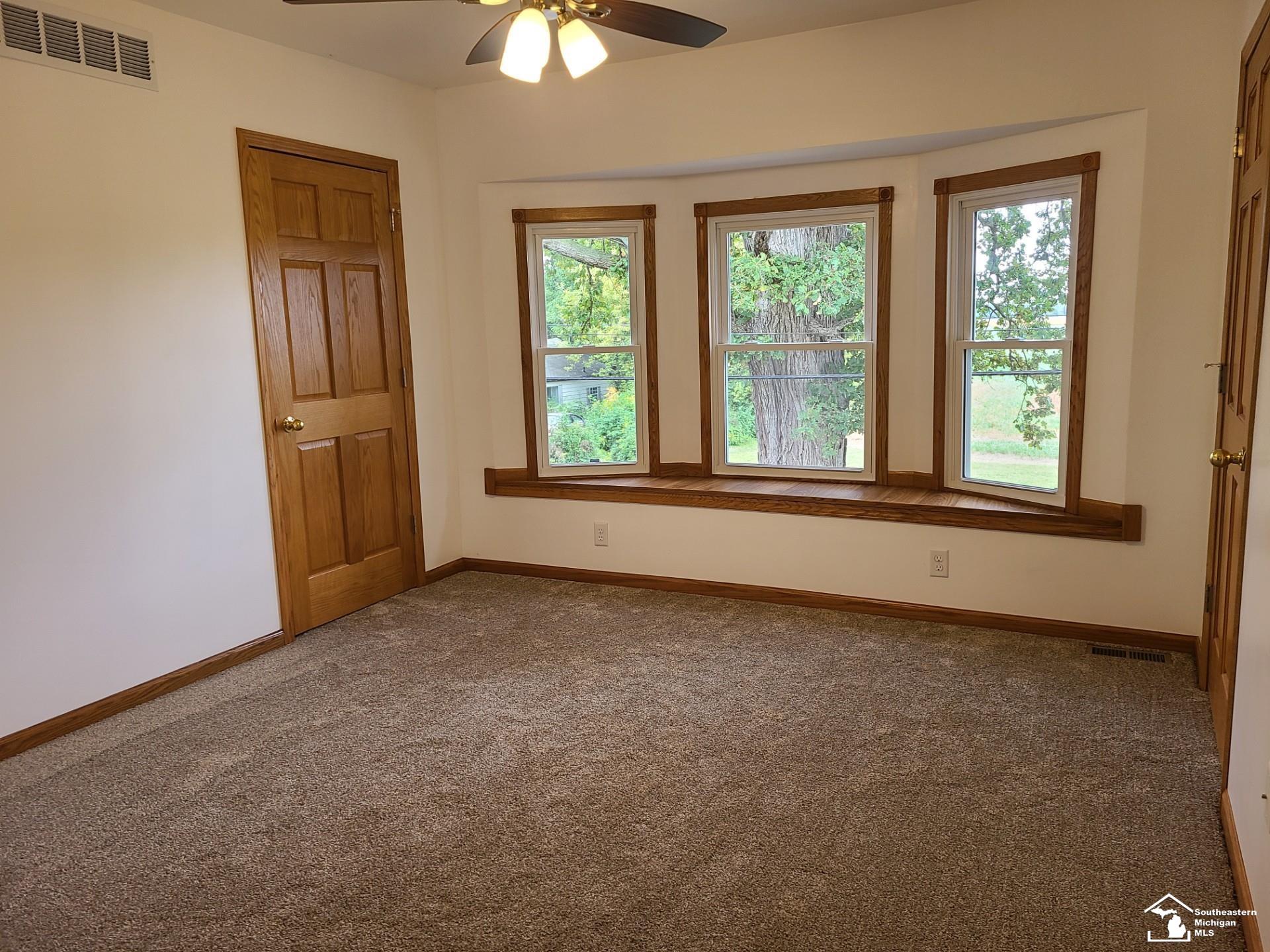 7921 Crabb Road Temperance, MI 48182 - Photo 29 of 36