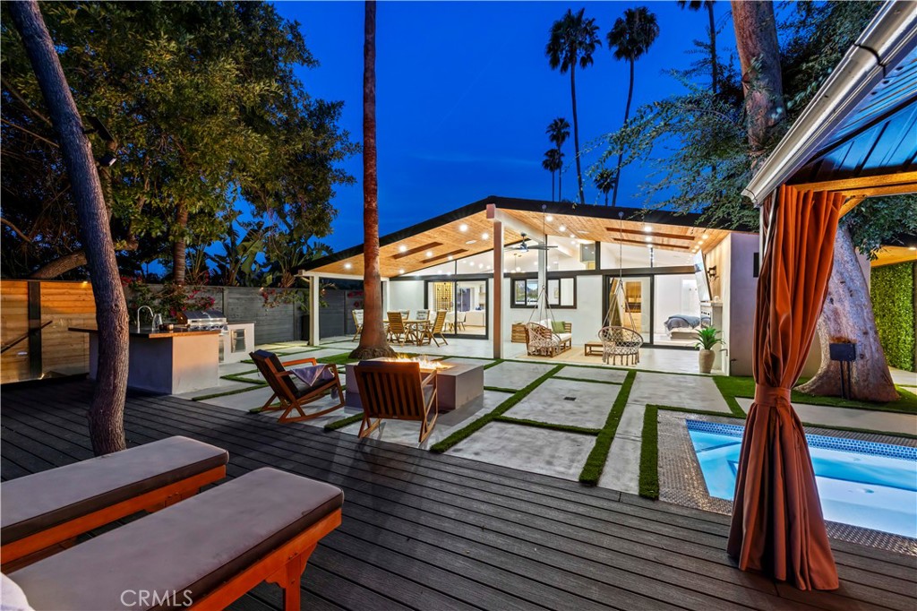 22263 Flanco Road Woodland Hills, CA 91364 - Photo 53 of 69