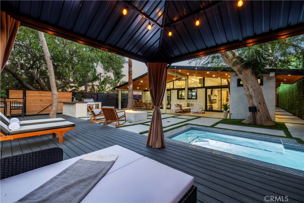 22263 Flanco Road Woodland Hills, CA 91364 - Photo 59 of 69