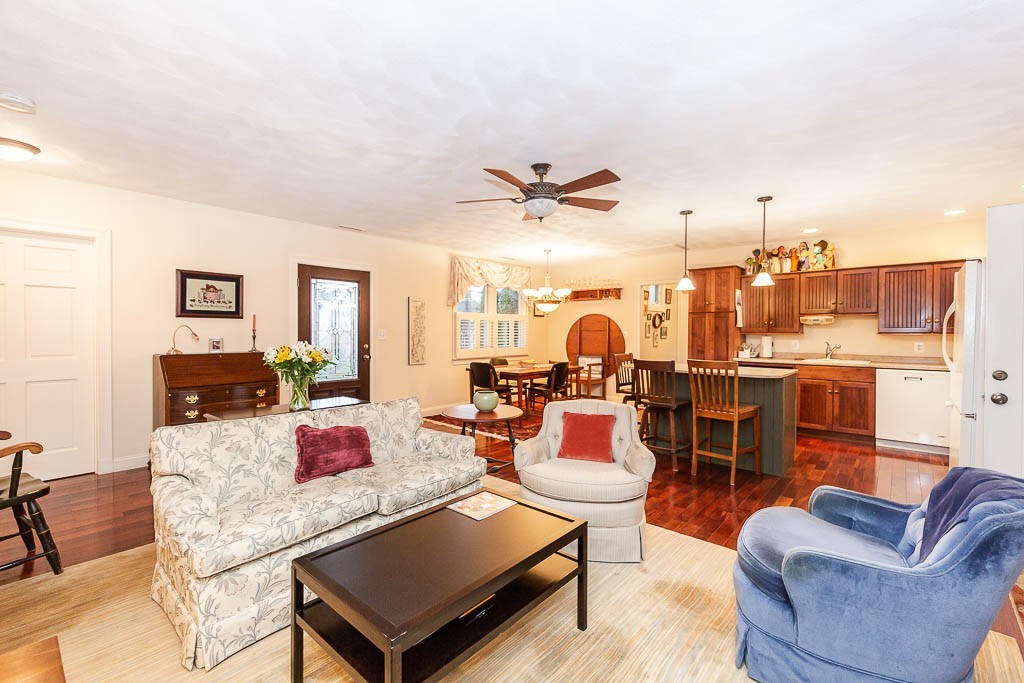 158 Lowell Street, Unit 4 Peabody, MA 01960 - Photo 16 of 25