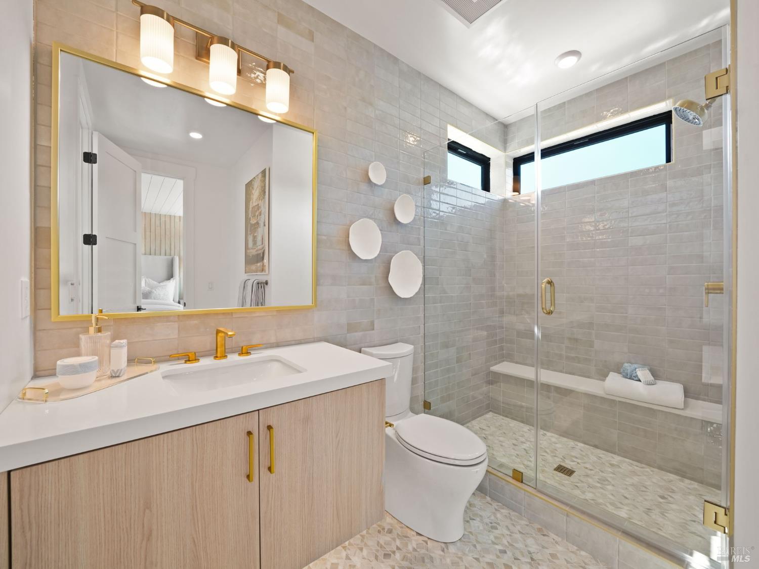 31 Erin Drive San Rafael, CA 94903 - Photo 17 of 44