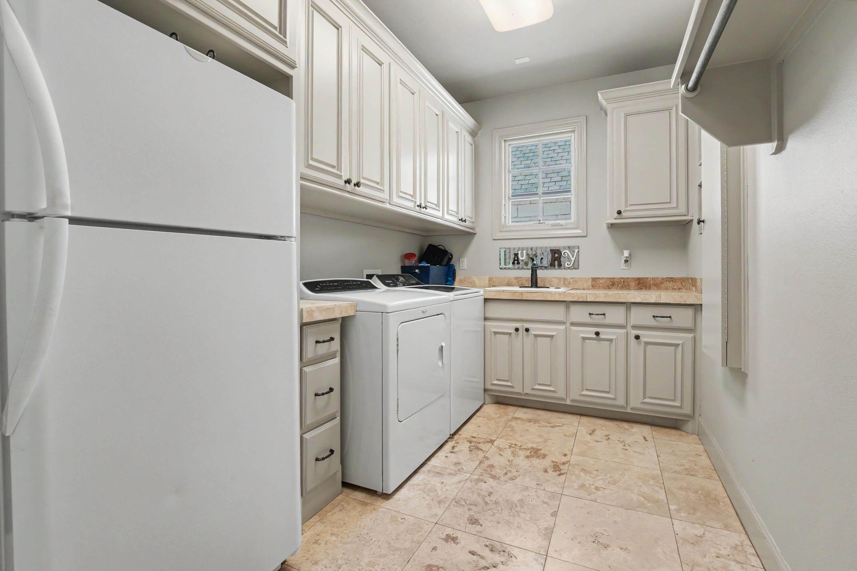 3904 110th Street Lubbock, TX 79423 - Photo 48 of 64 DSC03867