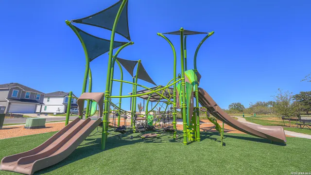 $251,990 | 304 Wild Goose Drive, Luling, TX 78648