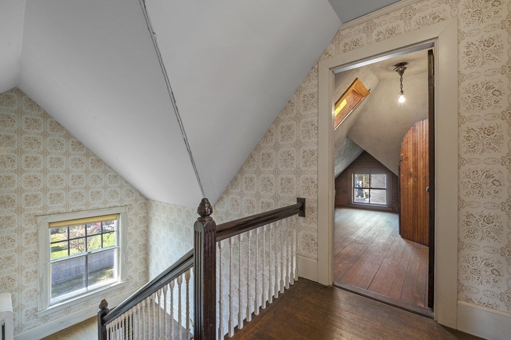 97 Beach Bluff Avenue Swampscott, MA 01907 - Photo 31 of 36 a view of entryway