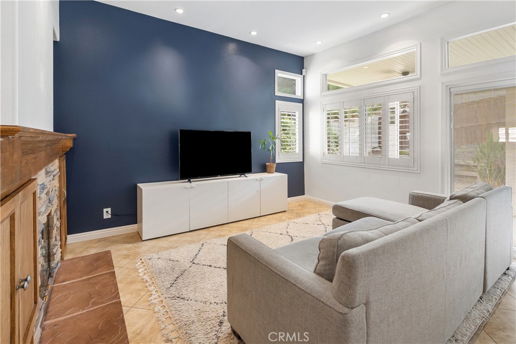 1548 Stockport Drive Riverside, CA 92507 - Photo 12 of 47