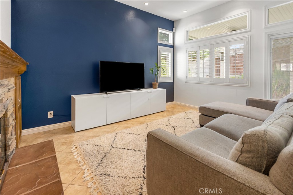 1548 Stockport Drive Riverside, CA 92507 - Photo 14 of 47