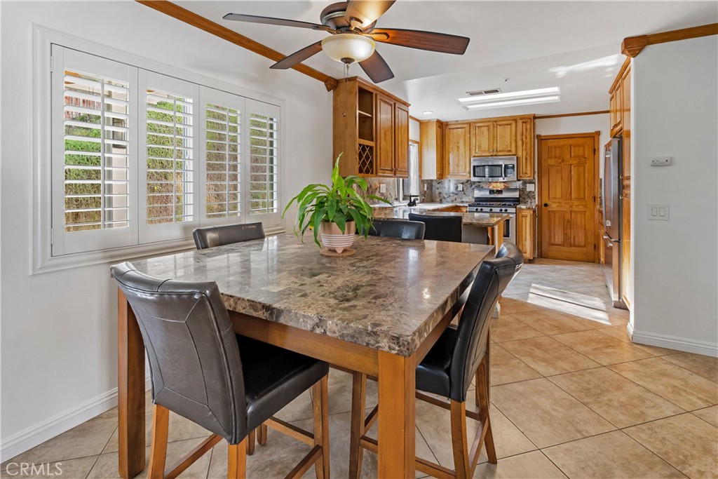 1548 Stockport Drive Riverside, CA 92507 - Photo 17 of 47