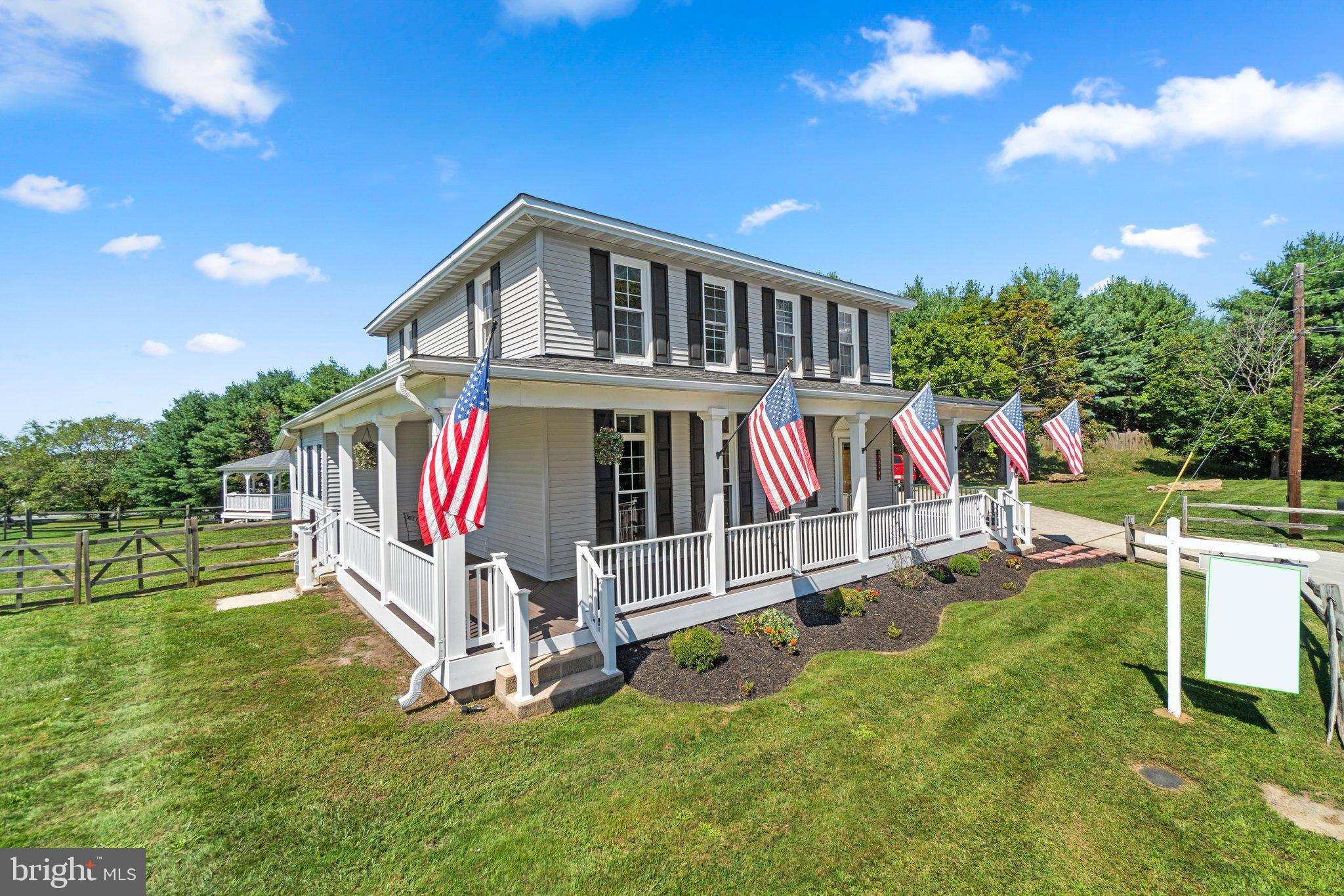 8644 Old Frederick Road Ellicott City, MD 21043 - Photo 3 of 69 WELCOME HOME!