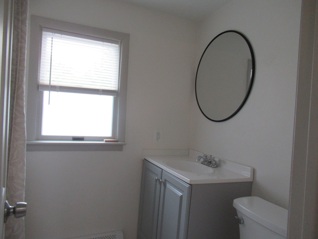 511 Walnut Street, Unit R Saugus, MA 01906 - Photo 8 of 8 Gallery Image 8