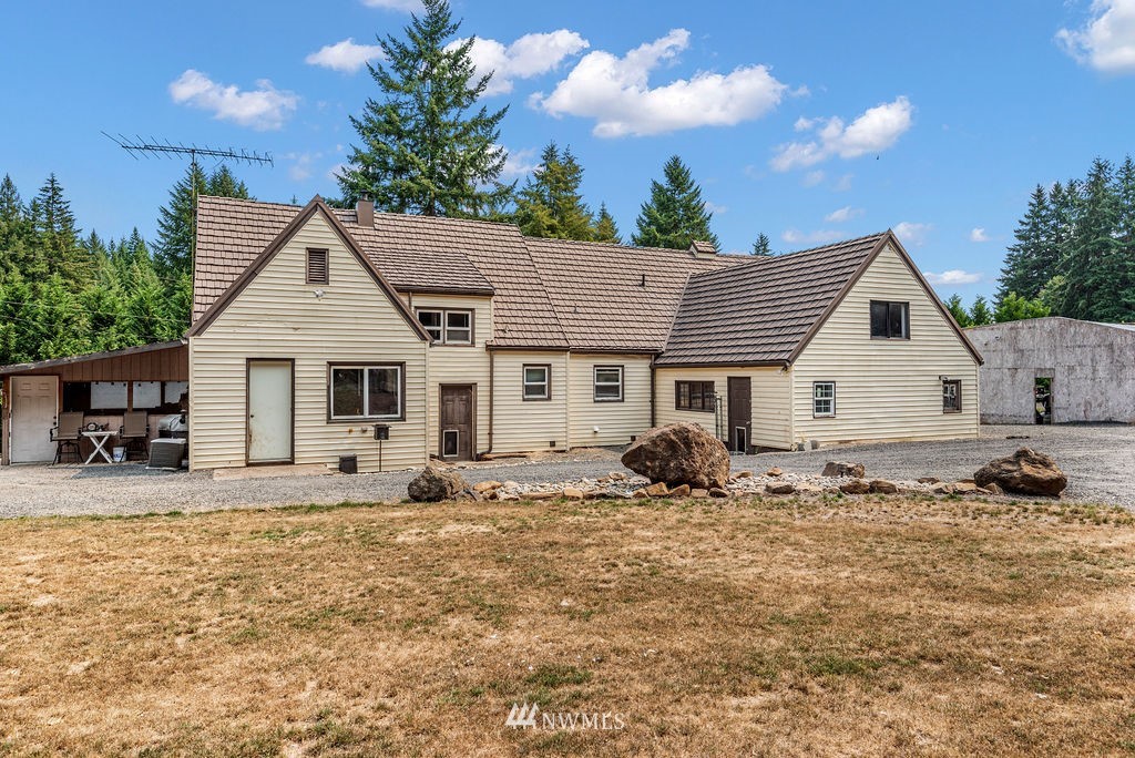 537 Agren Road Castle Rock, WA 98611 - Photo 3 of 36 Gallery Image 3